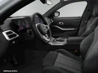 Gebraucht BMW 320 M Sport 190 PS (139 kW) 2025 Brooklyn grau metallic Kombi