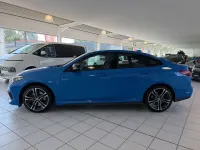 Gebraucht BMW 220 Shadowline 178 PS (130 kW) 2023 Misano blau Coupé