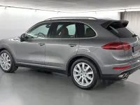 Gebraucht Porsche Cayenne 385 PS (283 kW) 2015 Grau SUV