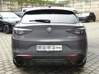 Neu Alfa Romeo Stelvio Veloce 209 PS (153 kW) 2026 Grau metallic SUV