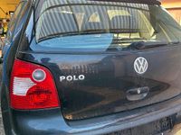 Gebraucht VW Polo 63 PS (46 kW) 2003 Schwarz Kleinwagen
