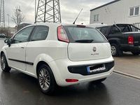 Gebraucht Fiat Punto Evo 69 PS (50 kW) 2011 Weiß Kleinwagen