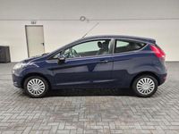 Gebraucht Ford Fiesta 60 PS (44 kW) 2012 Blazerblau Kleinwagen
