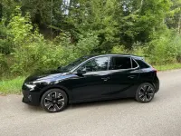 Usado Opel Corsa-e 100 kW (136 HP) 2023 Preto Citadino