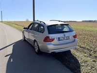 Gebraucht BMW 320 163 PS (119 kW) 2005 Grau Kombi