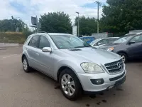 Gebraucht Mercedes ML320 224 PS (164 kW) 2007 Silber SUV