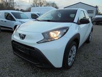 Gebraucht Toyota Aygo X Play 72 PS (52 kW) 2023 Weiß SUV