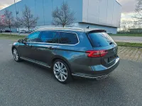 Gebraucht VW Passat Highline 239 PS (175 kW) 2015 Grau Kombi