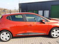 Second-hand Renault Clio IV Expression 73 CP (53 kW) 2014 Roșu Hatchback