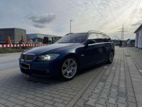 Gebraucht BMW 330 258 PS (189 kW) 2006 Blau Kombi