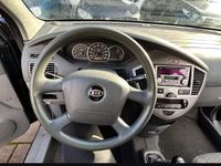 Gebraucht Kia Carens EX 139 PS (102 kW) 2005 Schwarz Van / Kleinbus