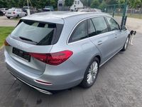 Gebraucht Mercedes C200 204 PS (150 kW) 2022 Silber Kombi