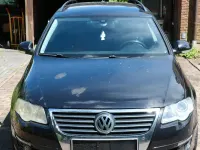 Gebraucht VW Passat Individual 140 PS (102 kW) 2008 Schwarz Kombi
