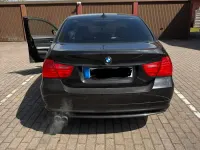 Gebraucht BMW 325 218 PS (160 kW) 2008 Schwarz Limousine