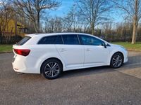 gebraucht Toyota Avensis 2,0-l-D-4D Edition S+ Touring Sports...