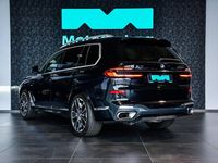 Gebraucht BMW X7 352 PS (258 kW) 2024 Schwarz SUV
