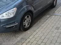 Second-hand Ford S-MAX S 140 CP (102 kW) 2013 Andere farben Monovolum