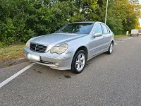 Gebraucht Mercedes C220 Avantgarde 143 PS (105 kW) 2002 Grau Limousine