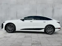 Gebraucht Audi e-tron Sportback Ambiente 210 kW (286 PS) 2025 Gletscherweiß metallic SUV