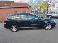 Gebraucht Volvo V70 136 PS (100 kW) 2014 Schwarz Kombi