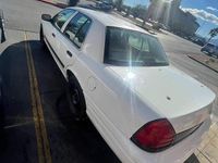 Gebraucht Ford Crown Victoria 2009 Weiß Limousine