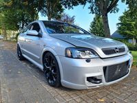 Gebraucht Opel Astra 192 PS (141 kW) 2002 Silber Coupé