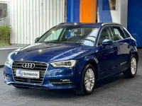 Gebraucht Audi A3 Ambiente 150 PS (110 kW) 2014 Blau Limousine