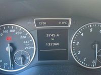 Gebraucht Mercedes B180 122 PS (89 kW) 2012 Schwarz Van / Kleinbus