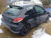 Gebraucht Peugeot 206 60 PS (44 kW) 2004 Schwarz Kleinwagen