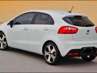 Gebraucht Kia Rio DREAM-TEAM Edition 109 PS (80 kW) 2012 Weiß Limousine