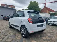 Gebraucht Renault Twingo Zen 30 kW (42 PS) 2021 Crystal weiss Kleinwagen