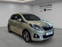 Gebraucht Peugeot 108 Top! Collection 72 PS (52 kW) 2023 Gruen Limousine