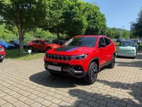 Gebraucht Jeep Compass Trailhawk 179 PS (131 kW) 2023 Colorado red (rot) SUV
