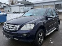 Gebraucht Mercedes ML320 224 PS (164 kW) 2012 Blau SUV