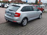Gebraucht Skoda Rapid Joy 90 PS (66 kW) 2015 Silber Kleinwagen