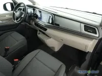 Gebraucht VW Multivan Basis 150 PS (110 kW) 2025 Grau Van / Kleinbus