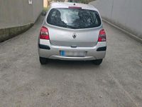 Gebraucht Renault Twingo 58 PS (42 kW) 2008 Silber Kleinwagen