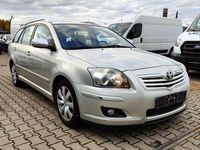 Gebraucht Toyota Avensis Sol 129 PS (94 kW) 2006 Gold Kombi