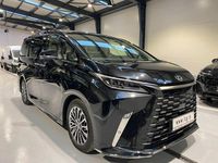 Neu Lexus LM350h Executive Line 250 PS (183 kW) 2025 Schwarz Van / Kleinbus