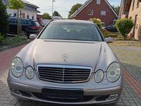 Gebraucht Mercedes E240 Elegance 177 PS (130 kW) 2004 Grau Kombi
