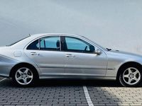 Gebraucht Mercedes C220 Avantgarde 143 PS (105 kW) 2001 Limousine