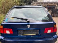 Gebraucht BMW 530 193 PS (141 kW) 2003 Blau Kombi
