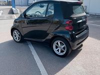 Gebraucht Smart ForTwo Cabrio 72 PS (52 kW) 2011 Schwarz Cabrio