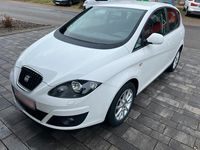 Gebraucht Seat Altea 105 PS (77 kW) 2012 Weiß Limousine