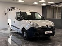 Gebraucht Opel Combo 105 PS (77 kW) 2018 Weiß Van / Kleinbus