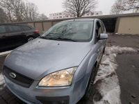 Second-hand Ford Focus 100 CP (73 kW) 2007 Albastru Break