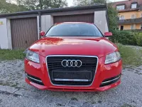 Gebraucht Audi A3 Sport 105 PS (77 kW) 2011 Rot Kleinwagen