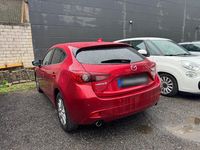 Gebraucht Mazda 3 120 PS (88 kW) 2013 Rot Limousine