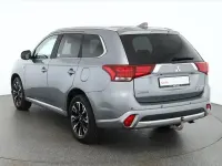 Gebraucht Mitsubishi Outlander 150 PS (110 kW) 2018 Grau SUV
