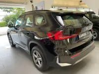 Gebraucht BMW X1 Sport Line 150 PS (110 kW) 2023 Schwarz SUV